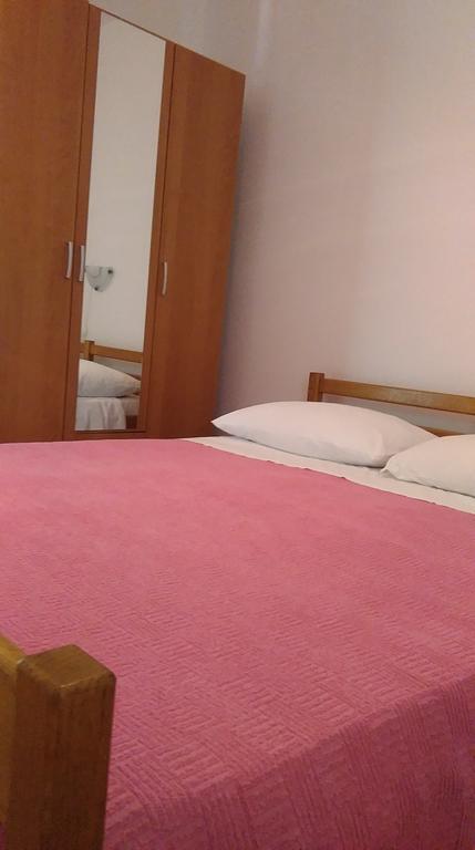 Apartments Angela Biograd Na Moru Extérieur photo