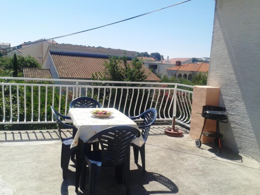 Apartments Angela Biograd Na Moru Extérieur photo